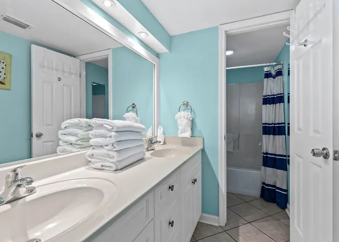 Castaways 1b Apartment *